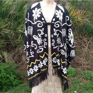 NWOT SNAILS & CINNAMON Black/White/Yellow Floral Cardigan Jacket/Wrap w/Buckle